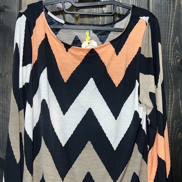 Boutique Mini Dress Chevron Fall Stripe L Boho Bell Sleeves Flare Flowy Fit - Picture 3 of 8